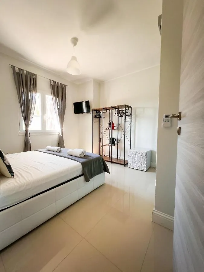 La Costa Rooms Flumini di Quartu 0*,